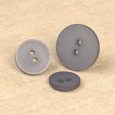 Bouton 2 TROUS irisé 18mm 577 gris cendre