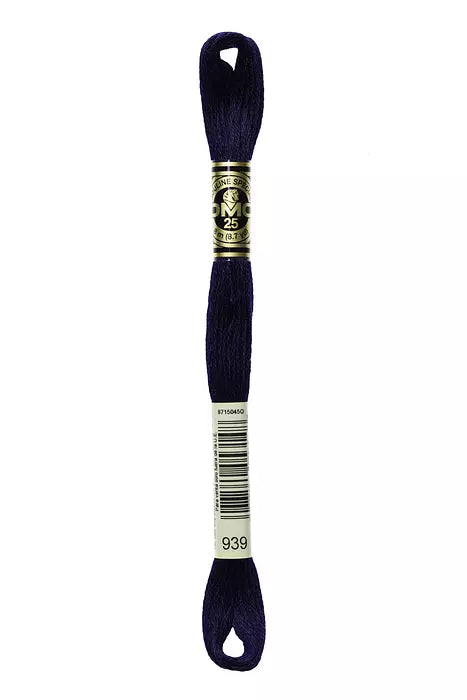 Fil a broder Mouline Special  DMC 939 Bleu sureau