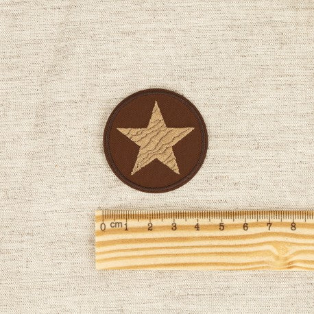 Ecusson étoile thermocollant 50mm marron