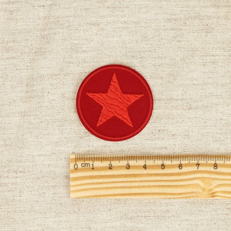 Ecusson étoile thermocollant 50mm rouge